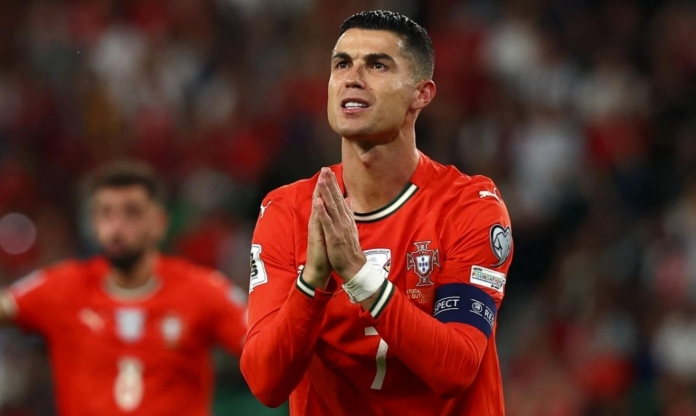Ronaldo phản ứng đầy bản lĩnh sau khi sút hỏng phạt đền