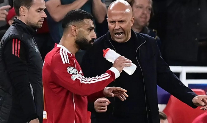 Nóng: Mohamed Salah bị 'yêu cầu' rời Liverpool ngay lập tức