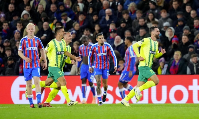 Kết quả cúp C3 hôm nay 24/10: Crystal Palace thua sốc; Dzeko lập kỷ lục giúp Fiorentina thắng đậm