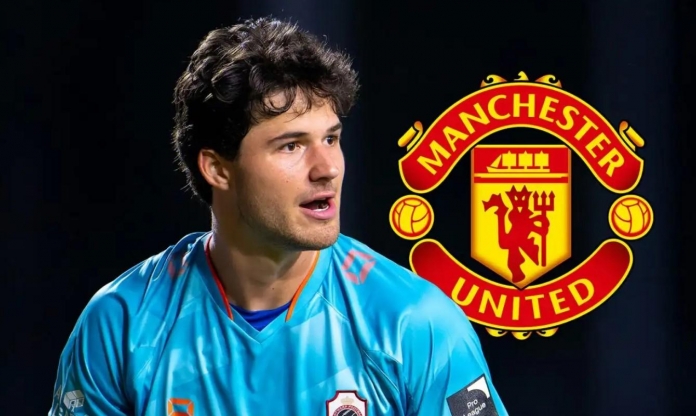 Mặc Lammens thăng hoa, MU nhắm thủ môn giữ sạch lưới 5/7 trận