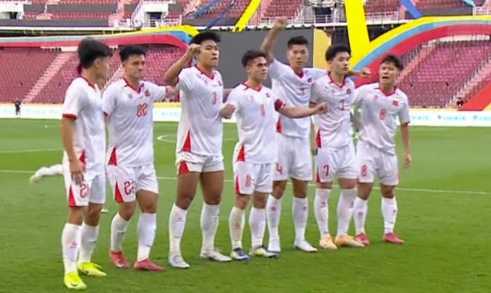 CĐV Malaysia nói 'không phục' sau chiến thắng của U22 Việt Nam trước Lào