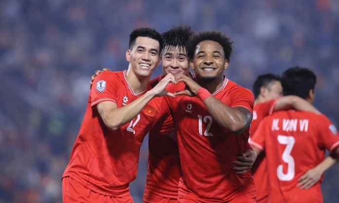 CĐV Đông Nam Á đồng loạt dậy sóng khi Việt Nam nhảy vọt trên BXH FIFA