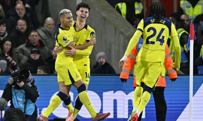 Sao trẻ Archie Gray tỏa sáng, Tottenham thắng nhọc Crystal Palace