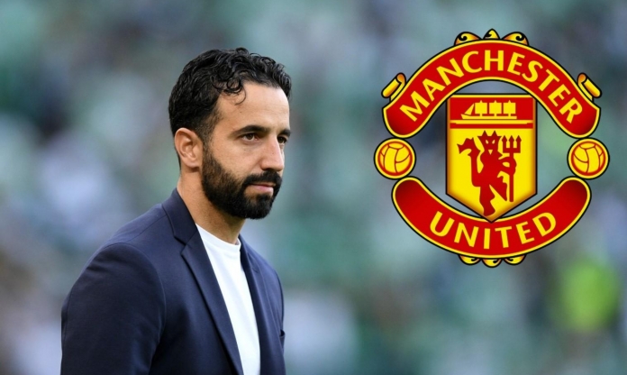 Thay Amorim, MU bất ngờ chọn huyền thoại vĩ đại Tây Ban Nha