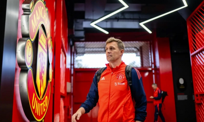 Tân HLV vừa được bổ nhiệm của Manchester United là ai?
