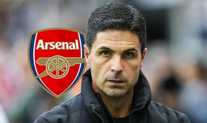 CHÍNH THƯC: Arsenal chia tay tiền đạo sau 10 năm gắn bó