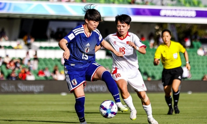 CĐV Philippines đồng loạt dậy sóng khi vượt mặt Việt Nam, vào tứ kết châu Á