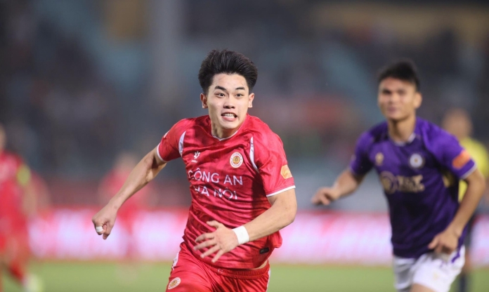 Báo Trung lên tiếng, nói thẳng một điều về phong độ hiện tại của Đình Bắc