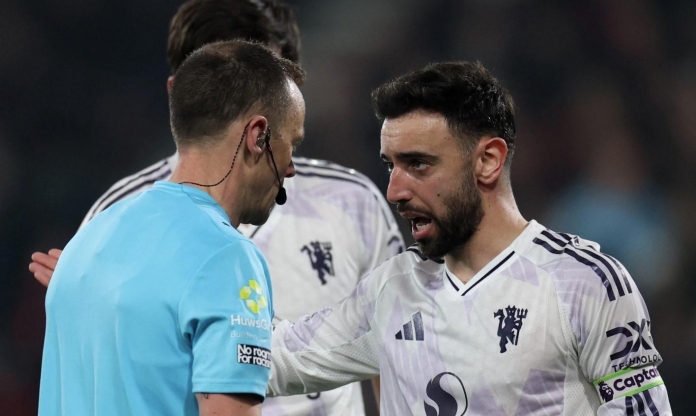 Bruno Fernandes: 'MU đã bị xử ép'