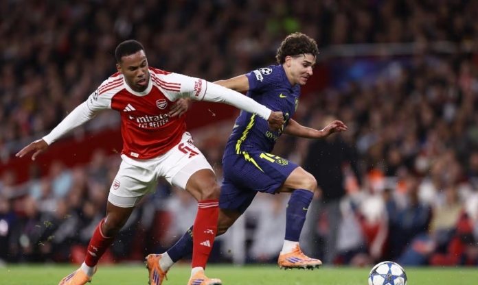 Tranh cãi dữ dội trận Arsenal thắng Atletico Madrid
