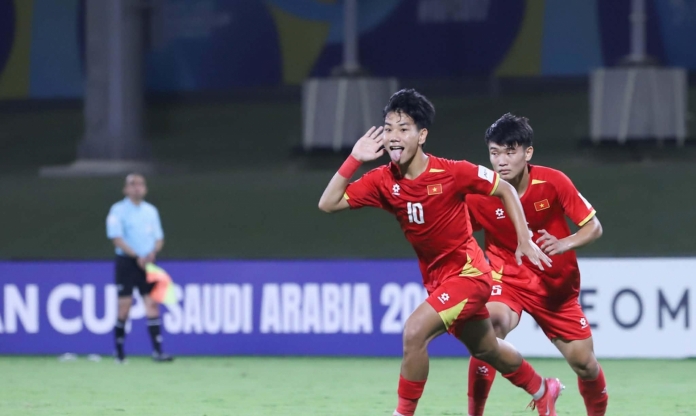 Báo Anh thốt lên khi Việt Nam đánh bại 2 ngôi sao Ipswich, dự World Cup