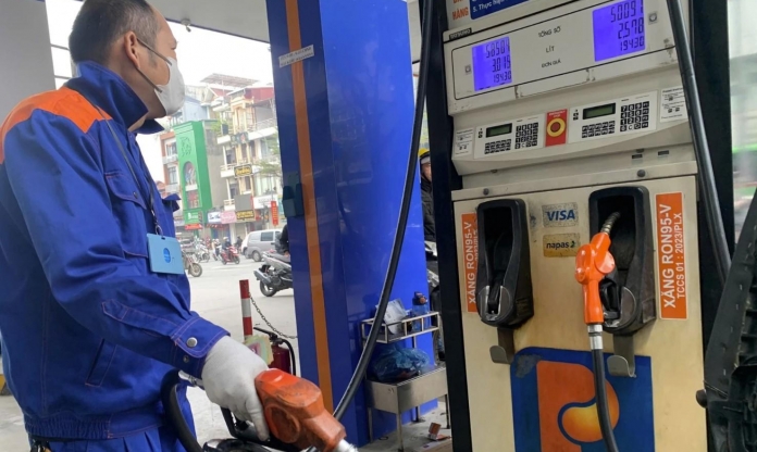 Giá xăng dầu hôm nay 4/6: Dầu thế giới tăng bất ngờ