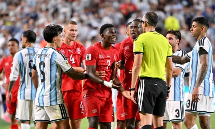 CHÍNH THỨC: FIFA ra tuyên bố về thẻ đỏ giúp Argentina đi tiếp ở World Cup