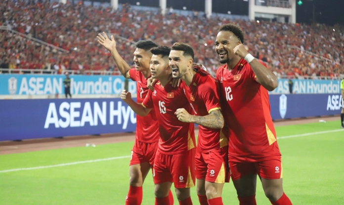 Chưa thi đấu, Việt Nam đã 'vượt lên' trước Thái Lan tại FIFA ASEAN Cup