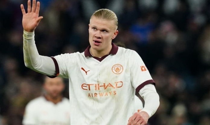 Haaland bị chế nhạo sau 2 pha bỏ lỡ khó tin