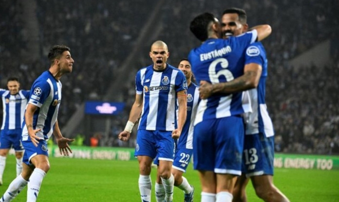 Porto vào vòng 16 đội Cúp C1 sau trận cầu có 8 bàn thắng