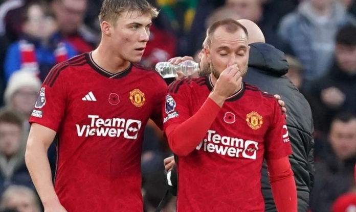 MU đón tin vui sau trận hòa Liverpool