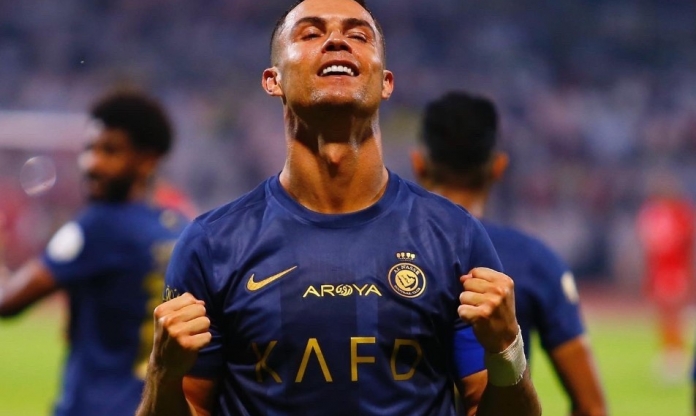 Báo Mỹ chê bai kỷ lục ghi bàn của Ronaldo