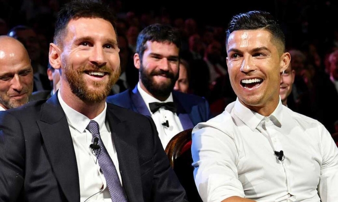 Ronaldo chi tiền thuê người nói xấu Messi?
