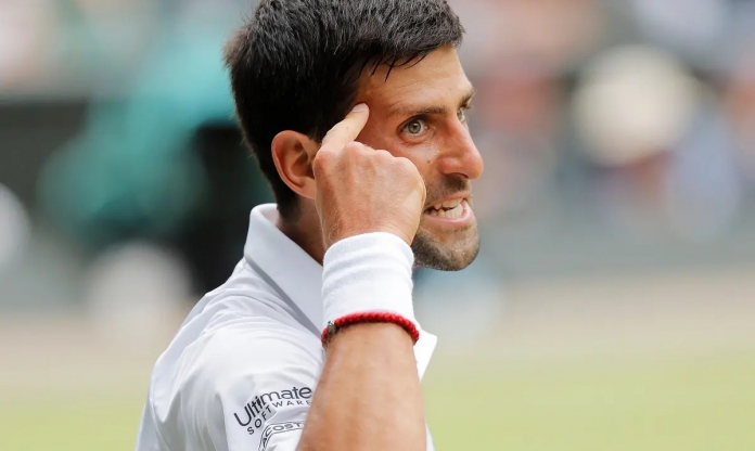 Djokovic thống trị làng quần vợt vì từ chối tiêm vaccine?
