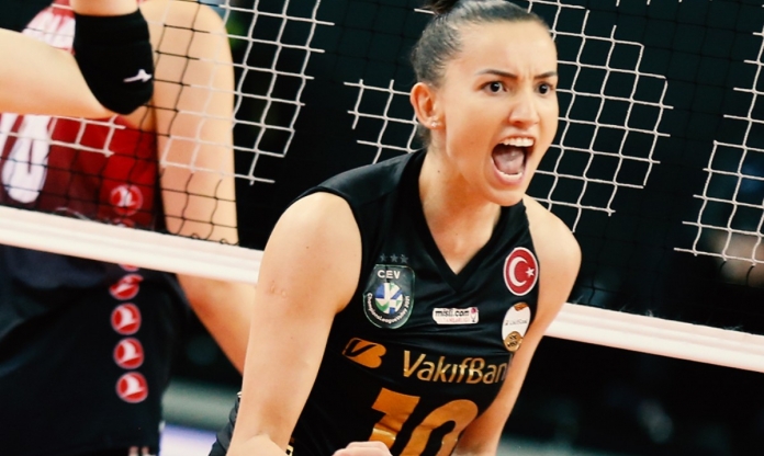 Đội trưởng VakifBank 'dằn mặt' bóng chuyền nữ Việt Nam