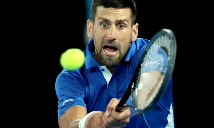 Djokovic nhọc nhằn, sao trẻ bùng nổ tại Australian Open 2024