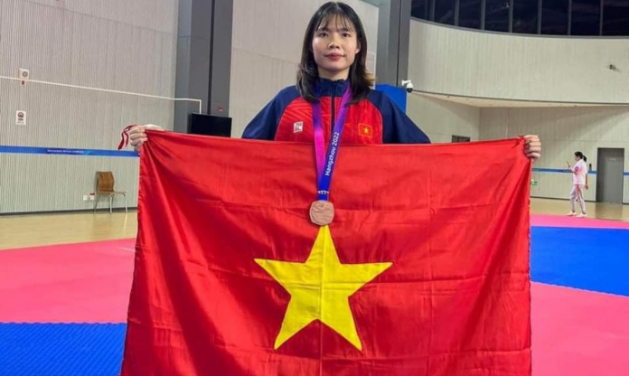 Bạc Thị Khiêm hạ võ sĩ hạng 7 thế giới, giành HCV giải Taekwondo Châu Á 2024