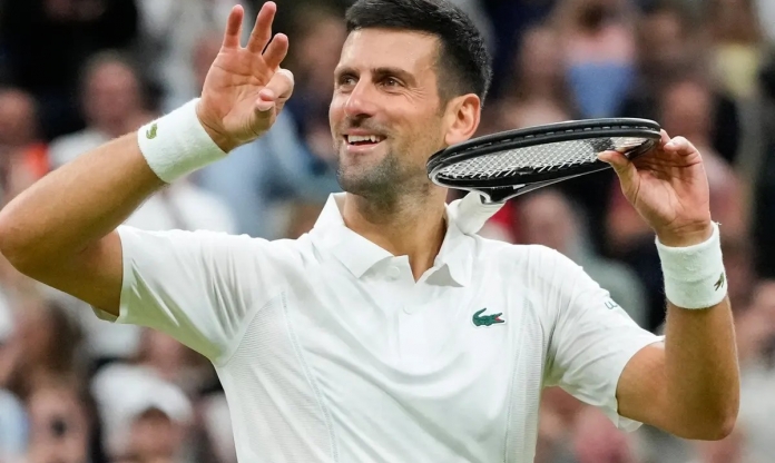 Djokovic mô phỏng lại chiến thắng của tuyển Anh tại Euro 2024