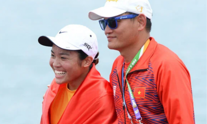 Trực tiếp Olympic 2024 hôm nay 8/8: Nguyễn Thị Hương vững chắc tay chèo