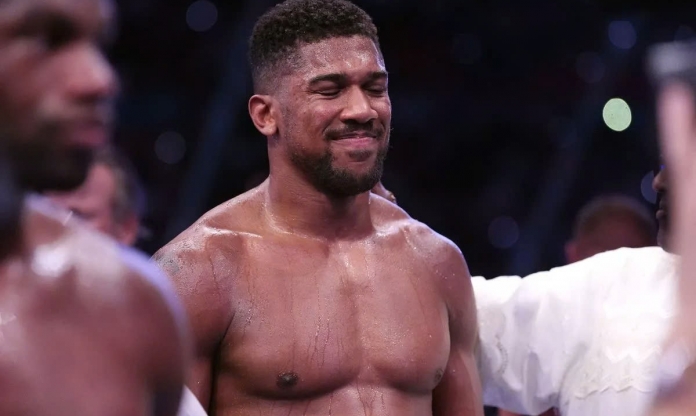 Sự nghiệp lẫy lừng của Anthony Joshua bị đe dọa nghiêm trọng?