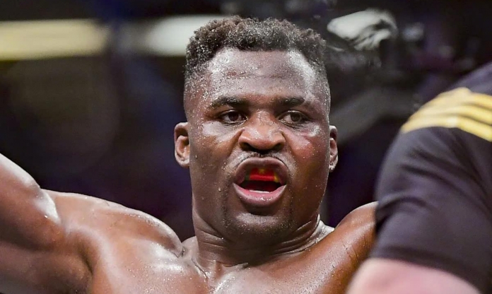 Francis Ngannou chính thức trở lại đấu trường MMA