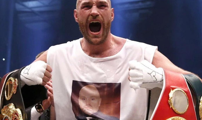 Động thái bất ngờ của Tyson Fury trước trận tái đấu tâm điểm với Oleksandr Usyk