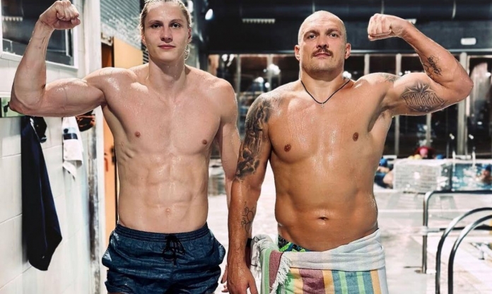 Oleksandr Usyk khoe vóc dáng trước thềm tái đấu Tyson Fury