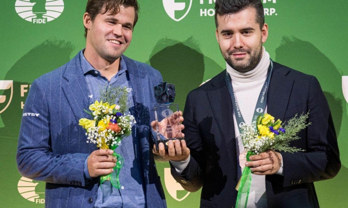 Magnus Carlsen bị tố thao túng để giành chức vô địch thế giới