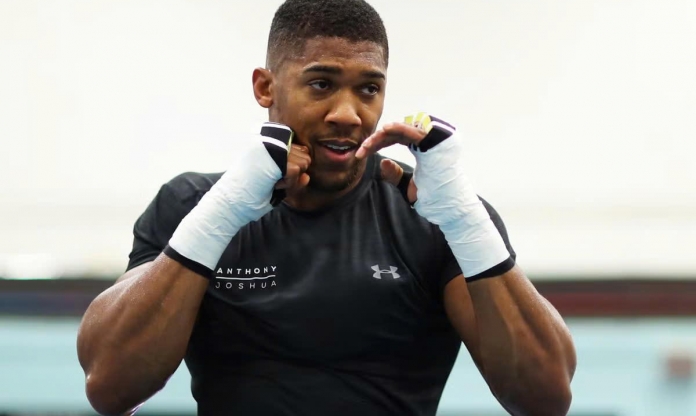 Anthony Joshua xác định đối thủ tiếp theo sau khi trận đấu với Tyson Fury bị hủy bỏ