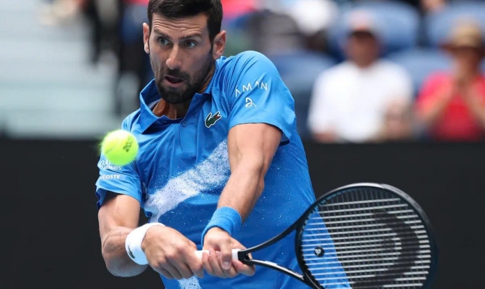 Djokovic phá kỷ lục, tiến vào vòng 3 Australian Open 2025