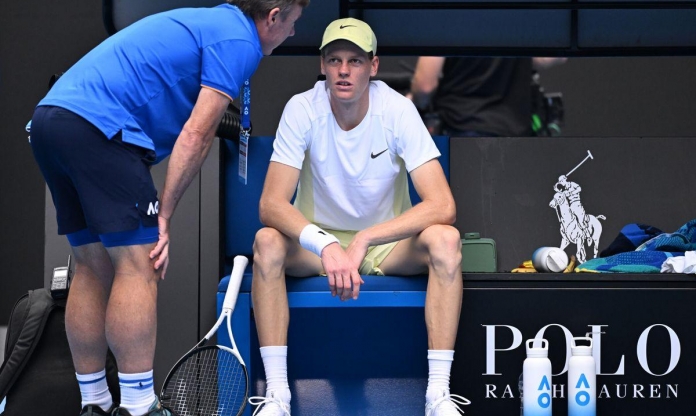 Sinner bị đồn mắc bệnh nghiêm trọng trước trận tứ kết Australian Open 2025