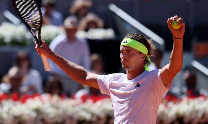 Zverev và Sabalenka vượt khó tại Madrid Open