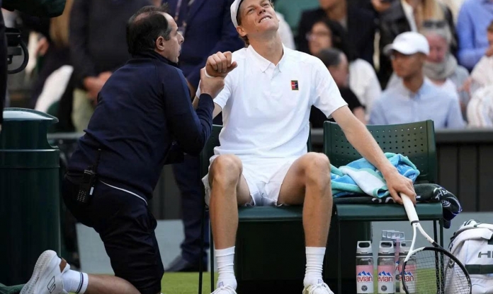 Sinner báo tin cực vui trước thềm tứ kết Wimbledon