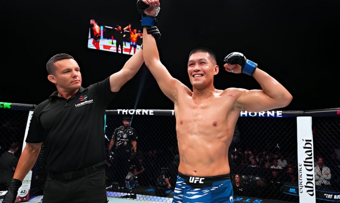 Võ sĩ gốc Việt khiến đối thủ biến dạng, lập kỉ lục UFC