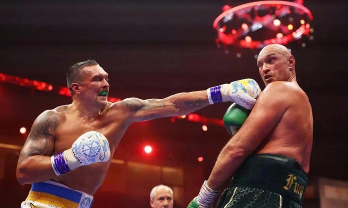 Oleksandr Usyk ra quyết định cuối cùng về trận đấu thứ ba với Tyson Fury