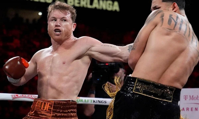 Canelo Alvarez tuyên bố gây sốc về trận tái đấu với Terence Crawford