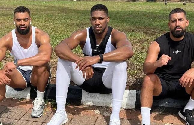 Anthony Joshua có thể chuyển biến xấu sau vụ tai nạn kinh hoàng