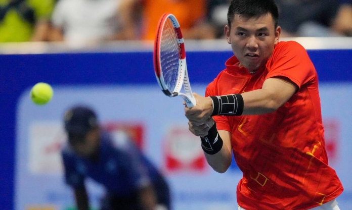 Thắng vất vả quái kiệt nước chủ nhà, Hoàng Nam giành vé vào vòng 2 giải quần vợt Thái Lan