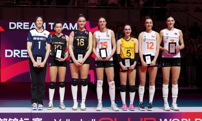Trao thưởng cá nhân và đồng đội giải bóng chuyền nữ CLB thế giới: Eczacibasi vô địch