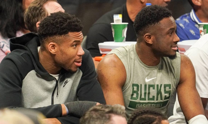 Milwaukee Bucks 'thổi bay' Boston Celtics, Thanasis Antetokounmpo vượt mặt người em siêu sao ở một điều