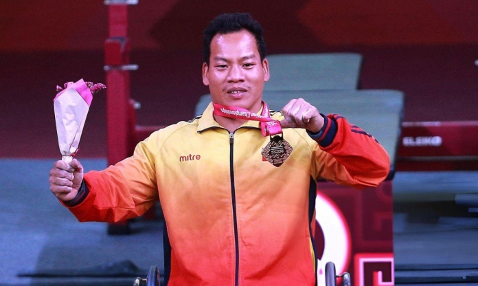 Lê Văn Công giành HCĐ Paralympic 2024