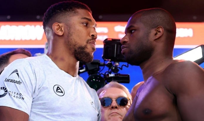 Anthony Joshua 'nặng kí' hơn Daniel Dubois trước trận tranh đai vô địch thế giới