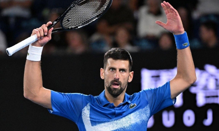 Kinh nghiệm lên tiếng, Djokovic năm thứ 3 liên tiếp lọt bán kết Australian Open