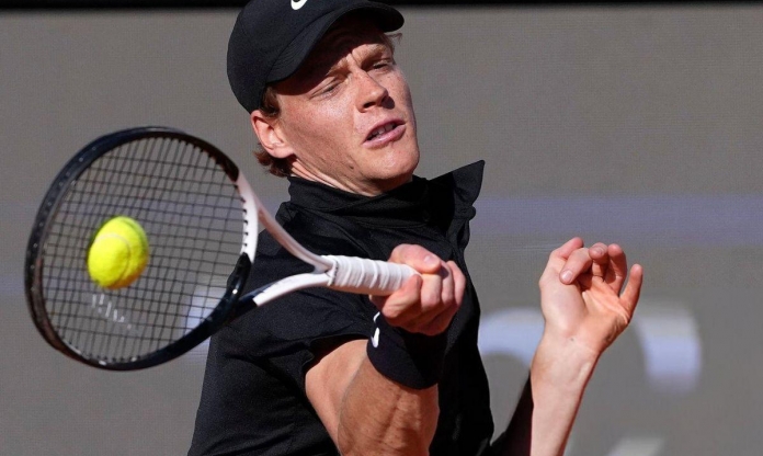 Sinner thắng dễ 'đối mềm', gặp đá tảng ở vòng 4 Rome Masters 2025